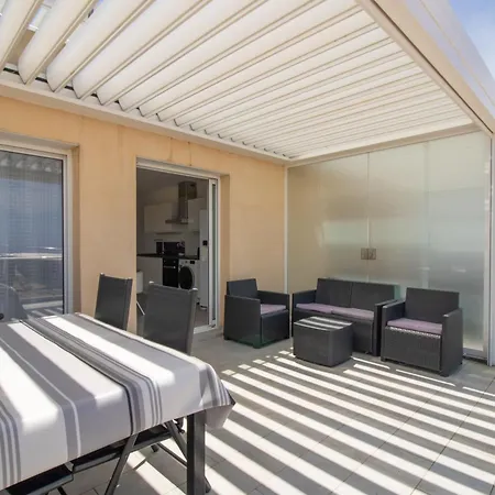 Apartment Superbe Neuf Climatise *